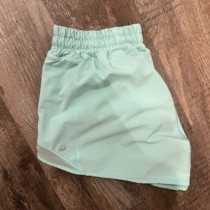 Lululemon shorts 3 inch